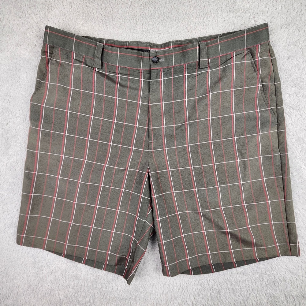 IZOD XFG Shorts Mens 40 Green Plaid Golf Performance Flat Front Bermuda Chinos‎ - Picture 3 of 11